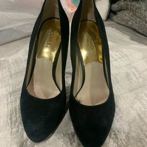 Michael Kors 3.5 inch black heels - Size 8.5
